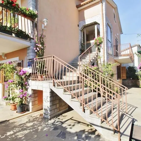 Apartment With Parking Space Basanija, Umag - 27223 Savudrija