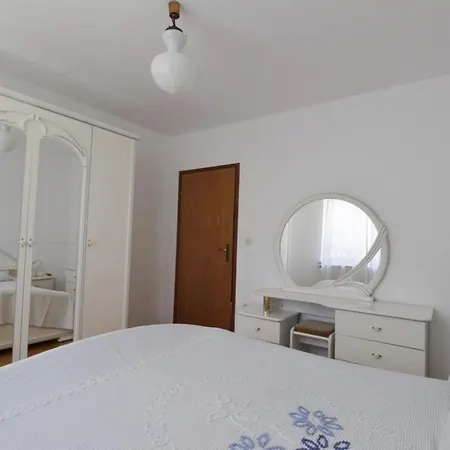 Apartment With Parking Space Basanija, Umag - 27223 Savudrija